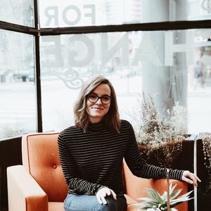 Meet your Posher, Gaby